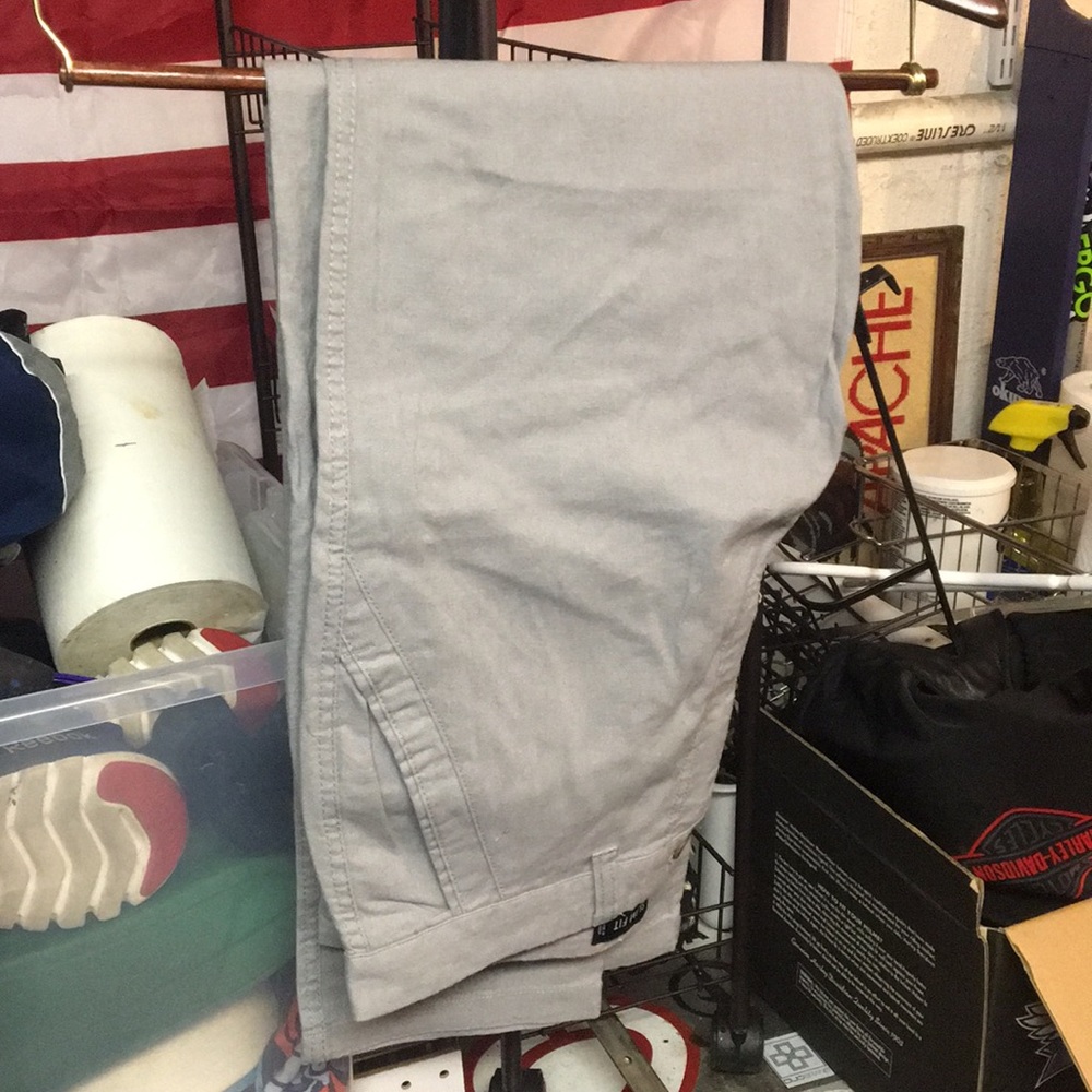 Pants - Picture 2 of 3